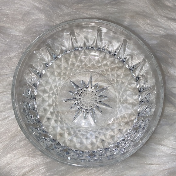 VTG Arcoroc France Clear Glass Bowl Starburst and Diamond Pattern Set if 4 - Picture 6 of 17